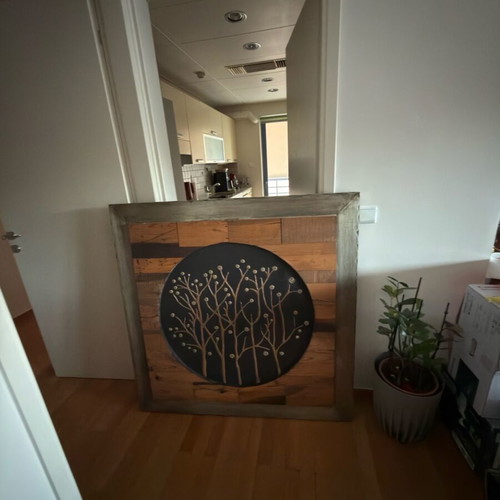 Embossed wooden painting 122x122 like new