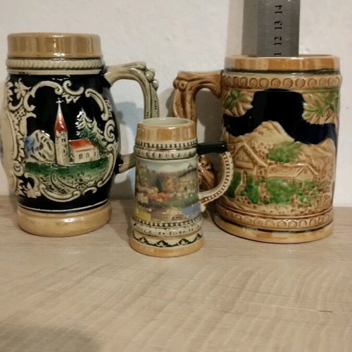 Collectible beer glasses pack of 3, 250ml capacity, like new