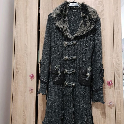 Lissa cardigan medium size, 90 cm length, like new, black and gray