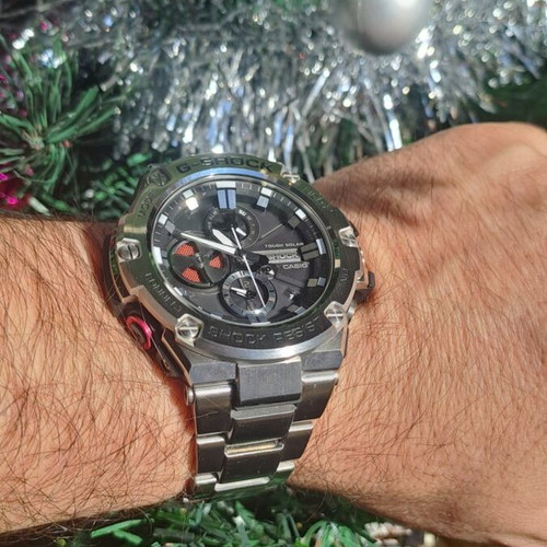 Casio G-Shock GST watch like new, men's, gray