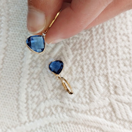 Steel hoop earrings with blue petrol crystal new