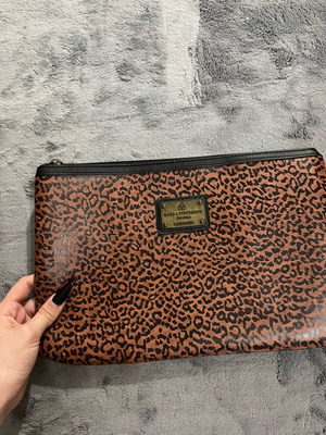 Leopard large clutch bag hand-held like new, black and brown