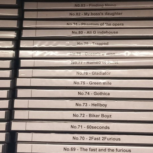 DVD collection used, 300 pieces, almost unused