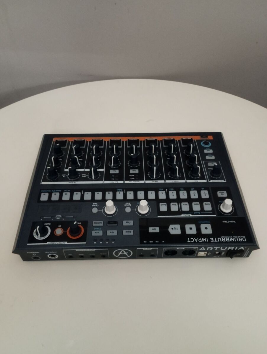 Arturia DrumBrute Impact analog drum… - € 220,00 - Vendora.cy