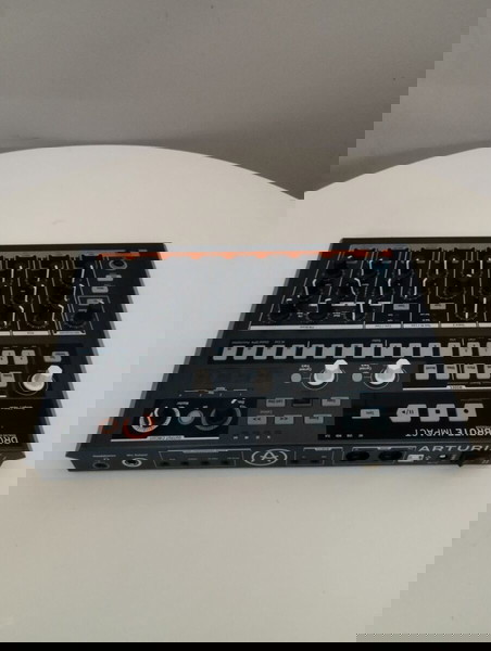 Arturia DrumBrute Impact
