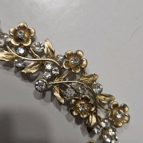 Hair accessory like new, ideal for wedding or baptism