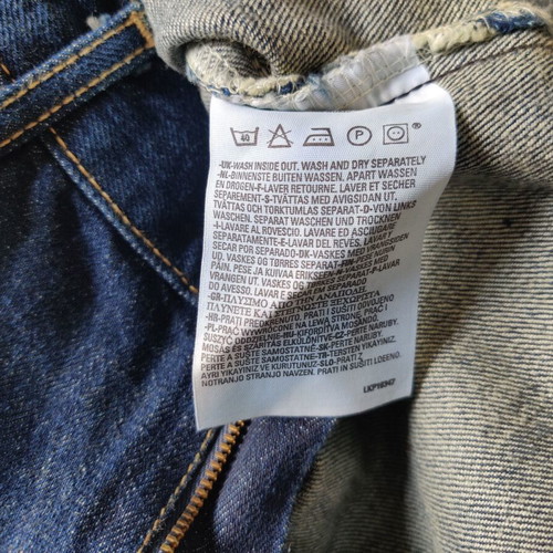 Levi's 544 jeans Superlow Flare σε σκούρο μπλε, μέγεθος W31 L32, σαν καινούργιο