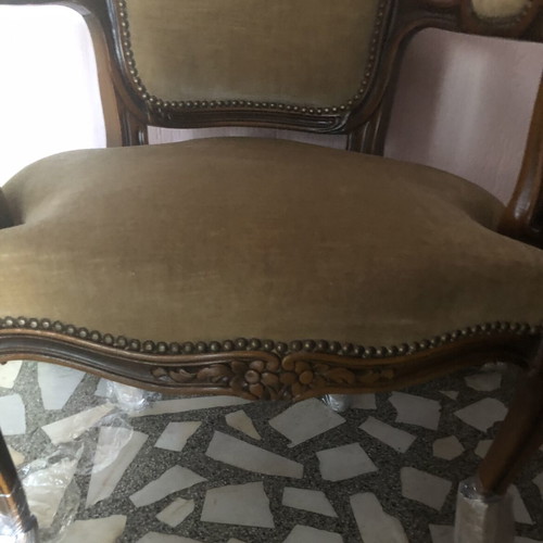 Classic French Louis XV style armchair like new, mustard velvet upholstery