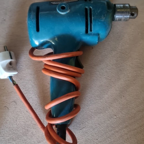 Vintage Black & Decker Super D400 drill used, good condition