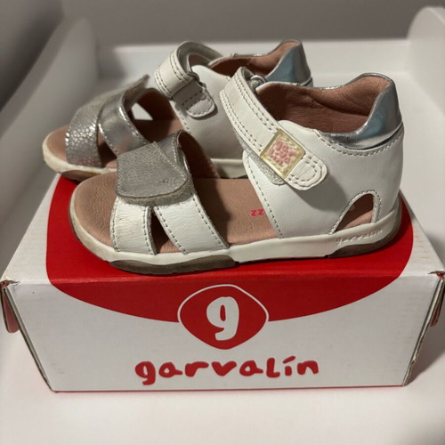 Garvalin anatomical baby sandals size 22 for girl like new