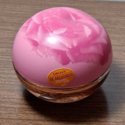 DKNY Be Delicious Flower Pop Donna Karan Eau de Toilette spray used