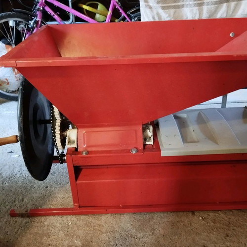 Grape crusher slightly used
