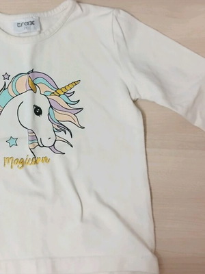 Trax long-sleeve shirt for 2-year-old, ecru with unicorn design