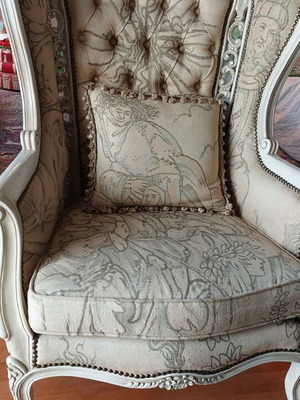 Collectible armchair and stool “The Descent of Dante” like new