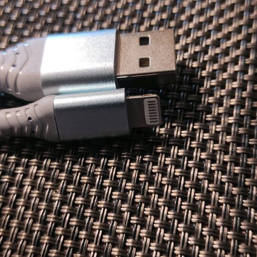 iPhone charging cable with LED light 1 meter new