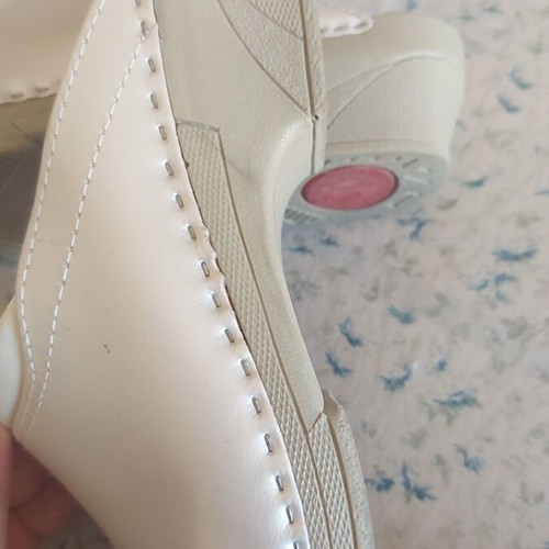 Boxer women's anatomical leather clogs size 39 like new, white pearl