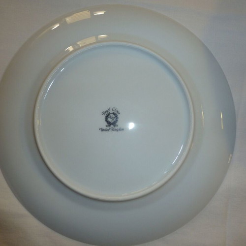 English Porcelain Dinner Plate Set like new, 8 pieces, 27 cm