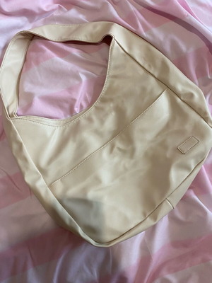Beige shoulder bag like new