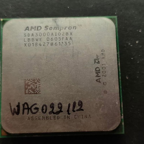 AMD Sempron 3000+ SDA3000AIO2BX Socket 754 processor like new