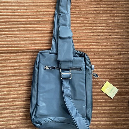 Unisex crossbody bag new, blue, with inner and outer pockets