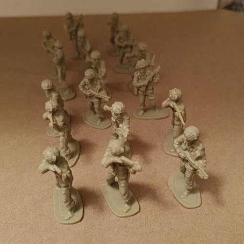 American army figures used, set of 17
