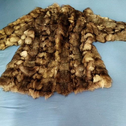 Ivon women's fur used, almost unworn authentic