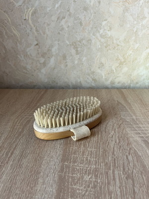 Wooden brush with bristles for dry brushing like new