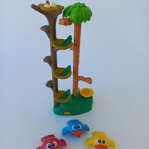 Vintage collectible spinning skill game with birds and magnets like new