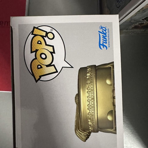 Harry Potter Dumbledore Gold Funko Pop figure like new, broken glasses part