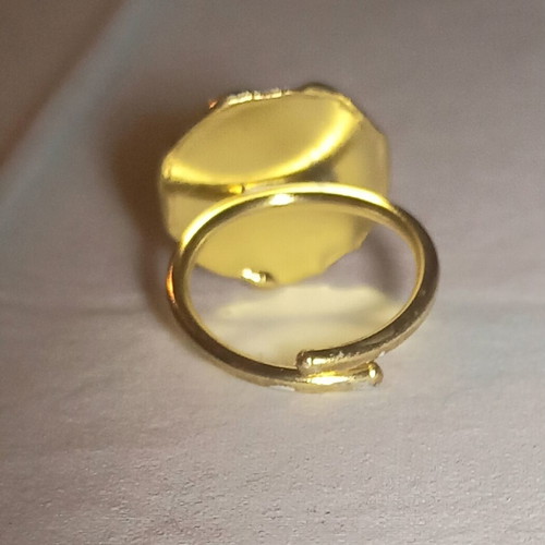 Gold-plated ring with pink enamel new, adjustable size