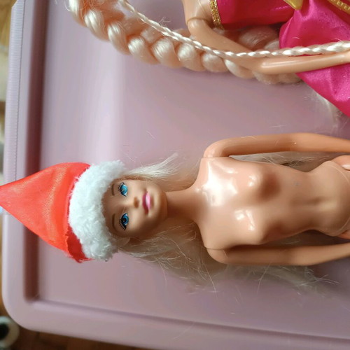 Dolls no name used, pack of two with defects