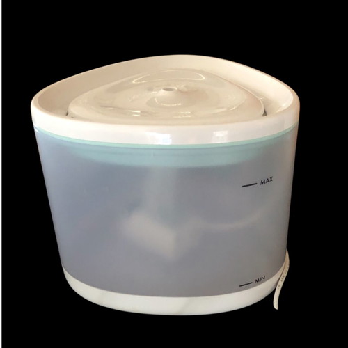 Automatic pet water fountain for cats and dogs