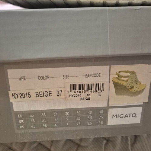Migato beige platform sandals with embroidery, size 37