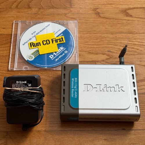 D-Link DI-524 Wireless 54 Mbps High Speed Router used, functional