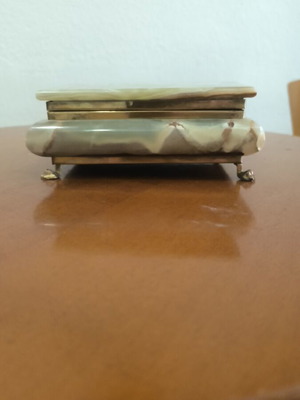 Marble jewelry box with gilded details