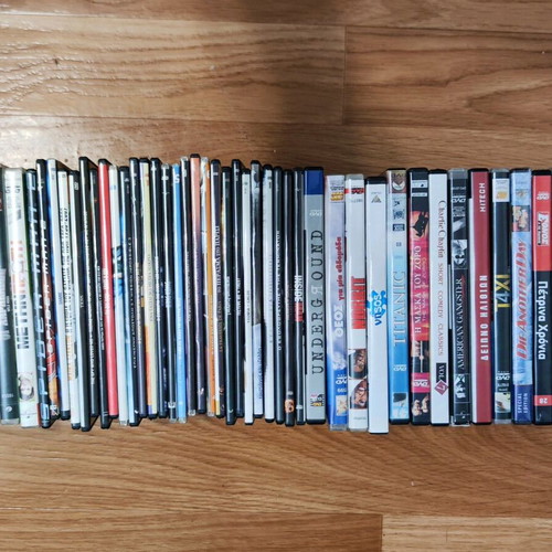 DVD used, pack of 48 pieces