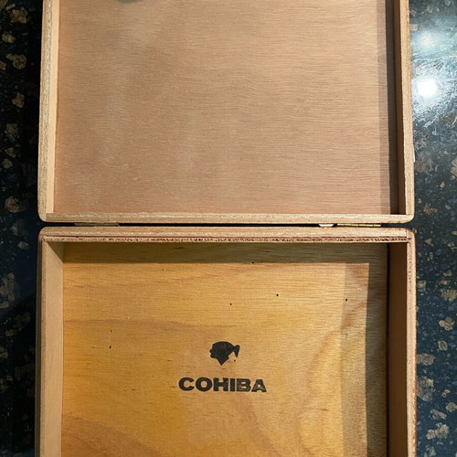Genuine wooden Cohiba cigar case like new, Havana 2008