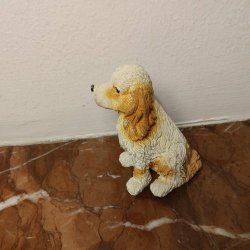 Decorative dog figurine like new, about 7 cm