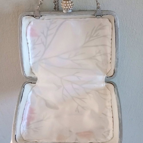 Vintage clutch shoulder bag refurbished with handmade hummingbird pattern silver multicolor