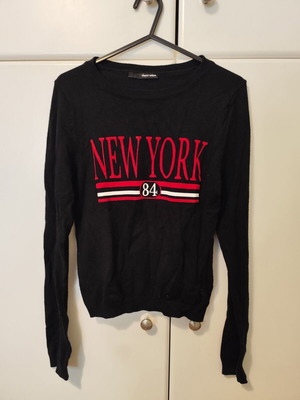 Tally Weijl πουλόβερ με τύπωμα New York 84 σε μαύρο, XS