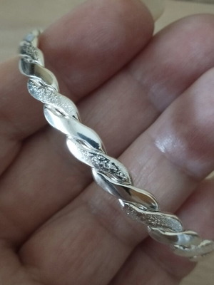 Elegance adjustable silver bracelet