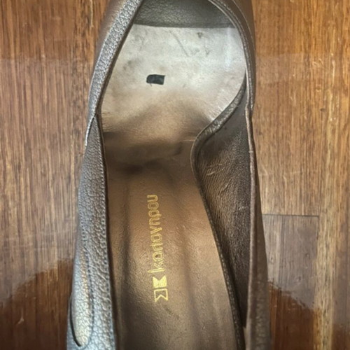 Kalogirou pumps size 39 like new, brown and gold