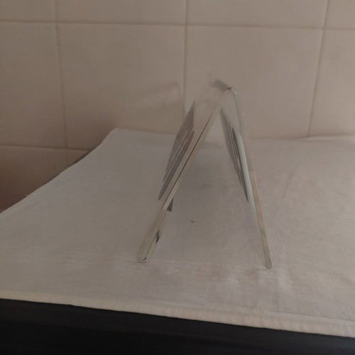 Plexiglass table sign used (closed)