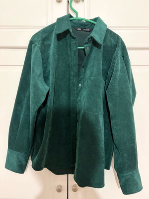 Zara shirt cypress embossed size medium used