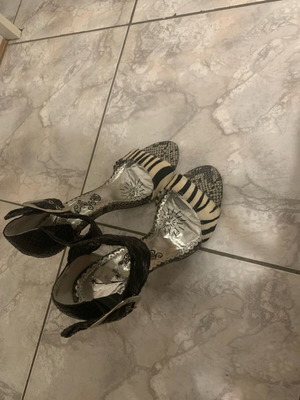 Naughty Monkey heeled sandals like new, size 36, pony skin