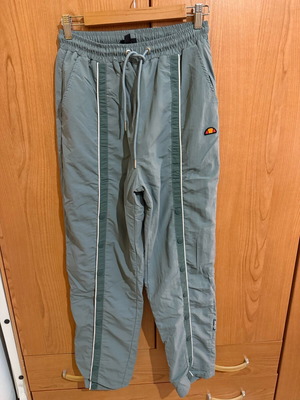 Ellesse tracksuit like new, turquoise, size S
