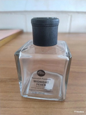 Glass bottle used, empty 200 ml for essential oils and aroma sticks