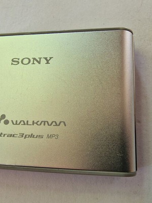 Sony Walkman NW-HD3 Silver 20GB Digital Media Player
