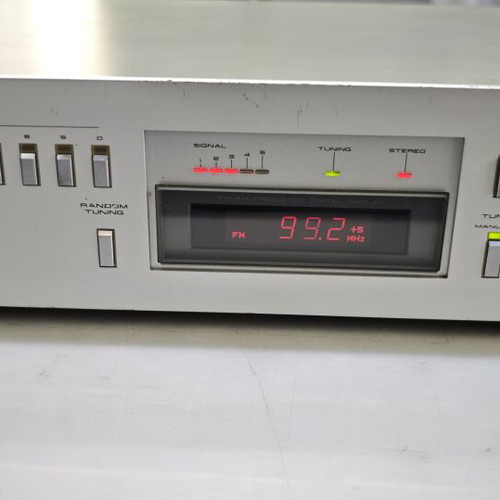 Akai AT S55 tuner used, missing battery compartment