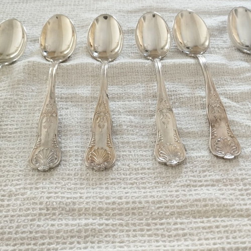 Kings Pattern Vintage Teaspoons Set of 12 NOS with Original Cloth Case